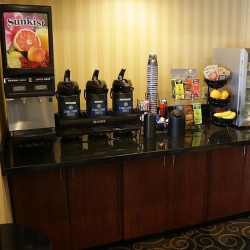 Cobblestone Inn & Suites - Bloomfield Екстер'єр фото